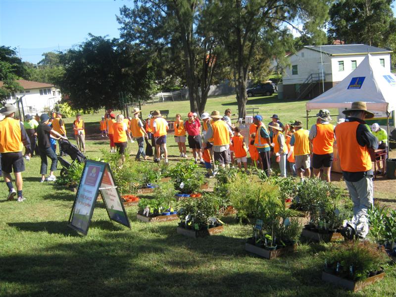Community tree planting day with the Rivercity crew